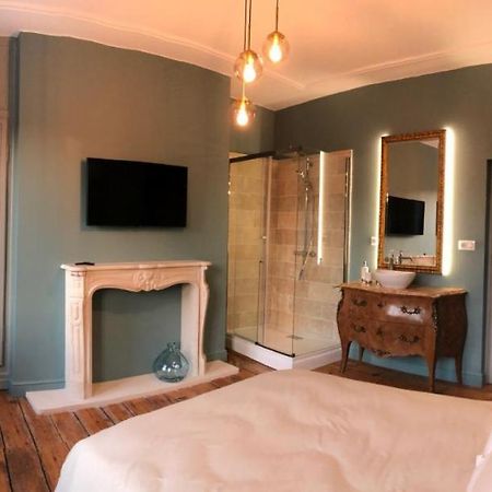 Les Chambres Berguoises Chambre Au Coeur De Bergues Luaran gambar