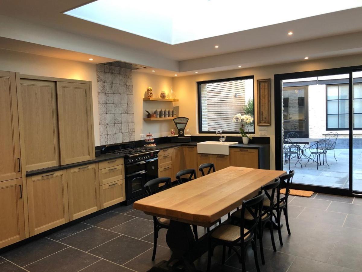 Les Chambres Berguoises Chambre Au Coeur De Bergues Luaran gambar